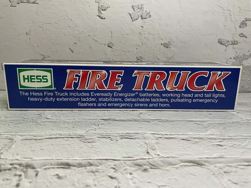 2000 Hess Fire Truck with Working Lights and Sirens